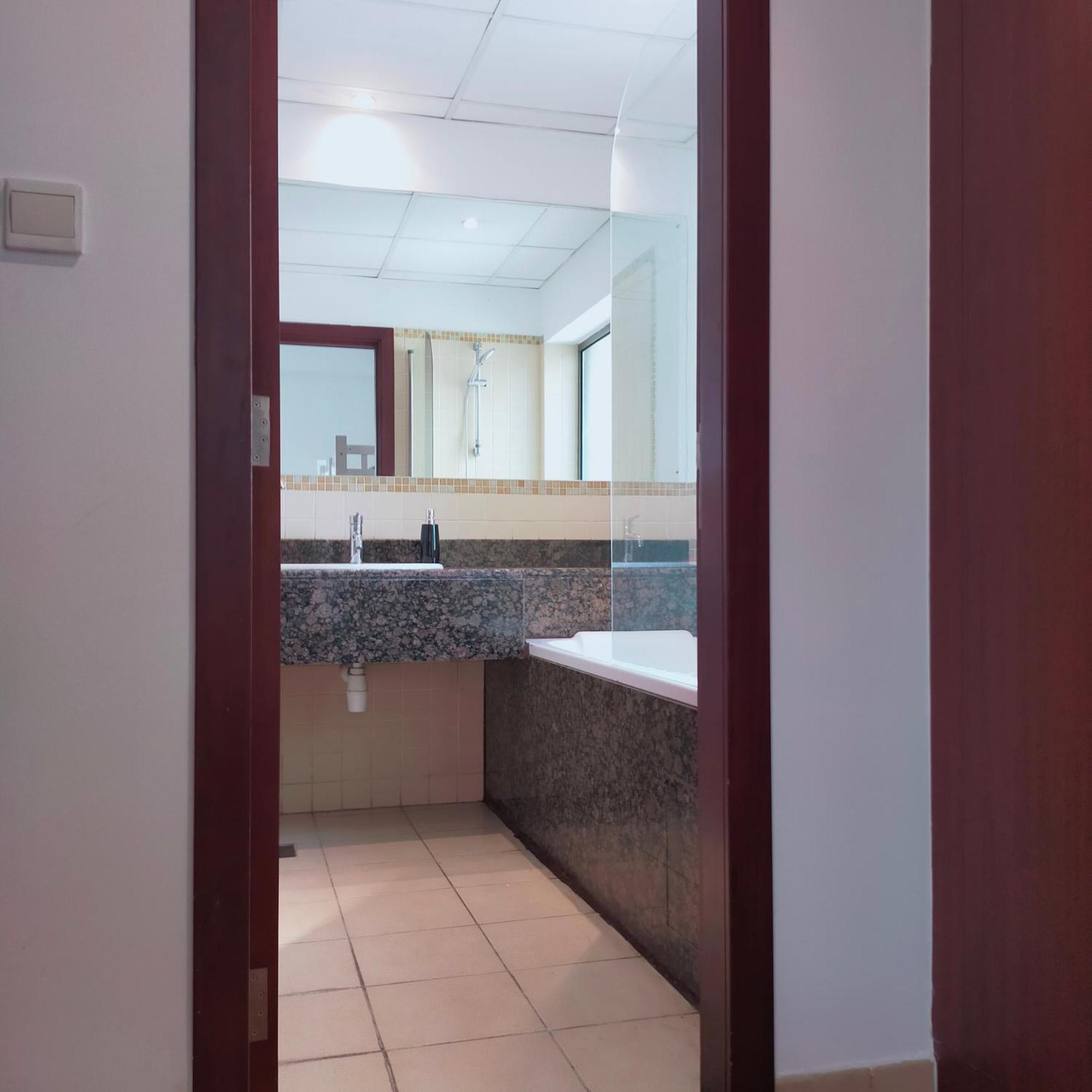 Hostel Sea La Vie Dubaj Zewnętrze zdjęcie